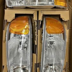 99-06 GMC Sierra/Yukon Headlights