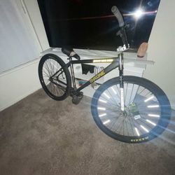 Throne Bike 29r