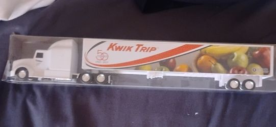 Kiwi trip truck