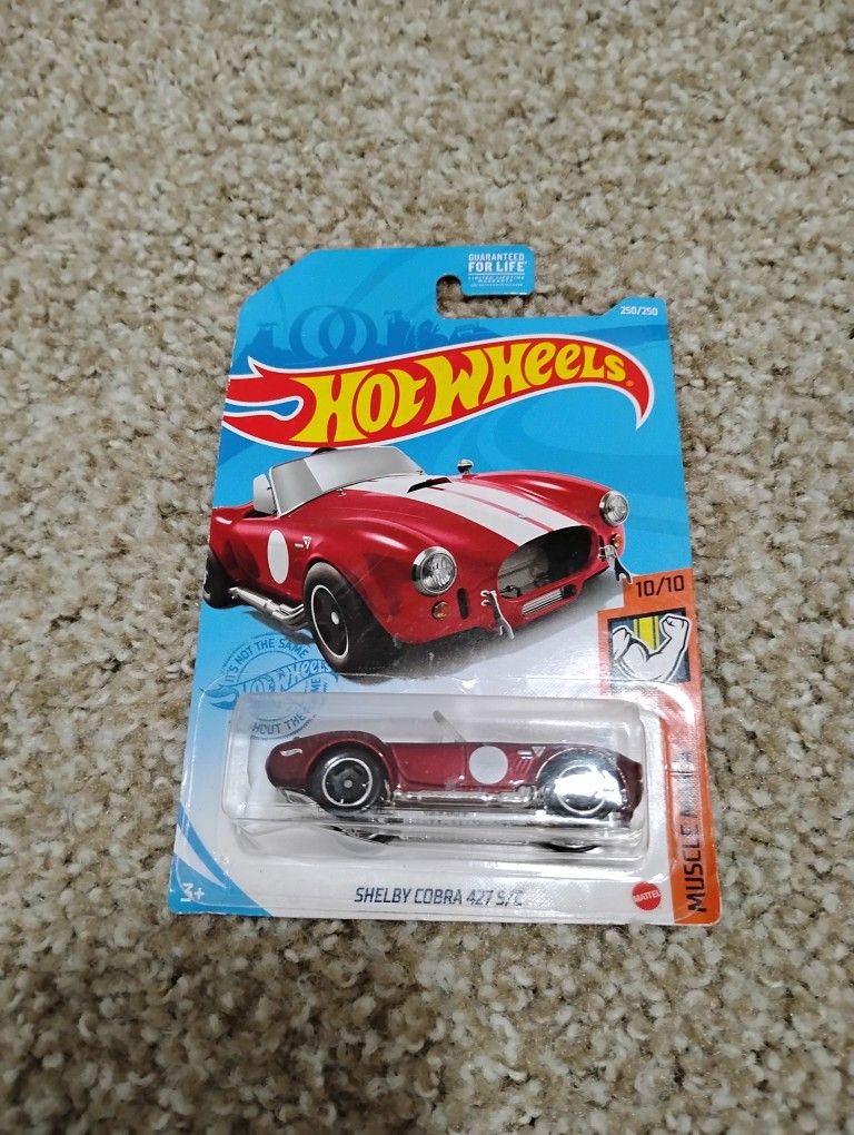 New..Unopened..Shelby Cobra 427 S/C Hotwheels