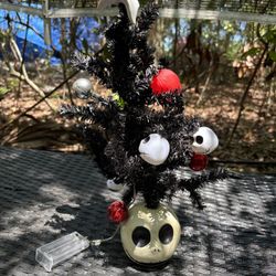 Nightmare Before Christmas Tree