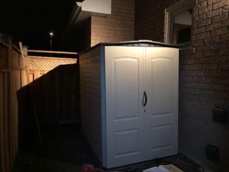 Large Vertical Resin Storage Shed