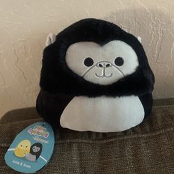 Gorilla-banana flip squishmallow 