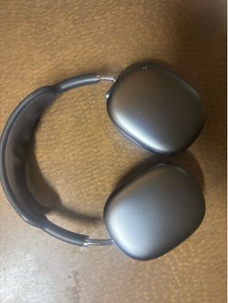 Airpods max headphones