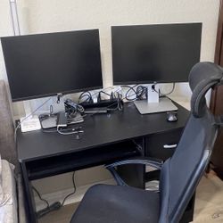 Computer table + Adjustable Chair + 2x Ultra Sharp dell Monitors + NC Headsets