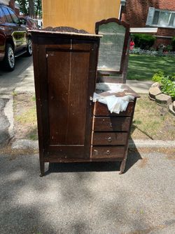 Free antique furniture
