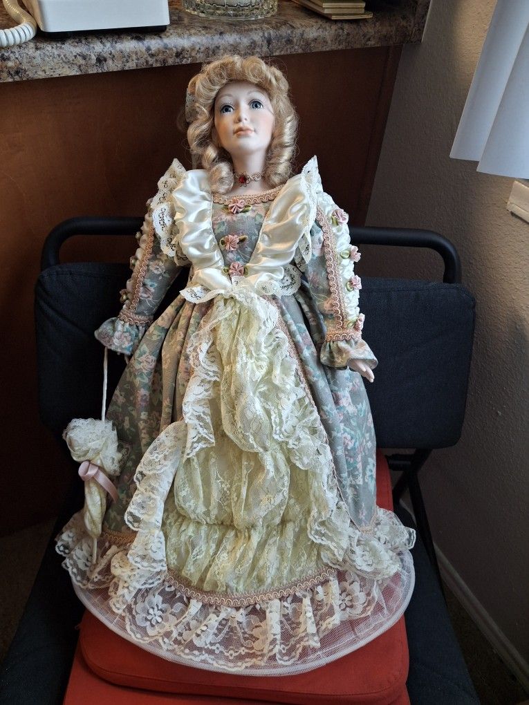 Collectible Porcelain Doll Victorian