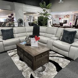 Power Recliner Sectional🎈🎈🎈