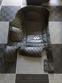Infiniti Q60 2017 floor mats
