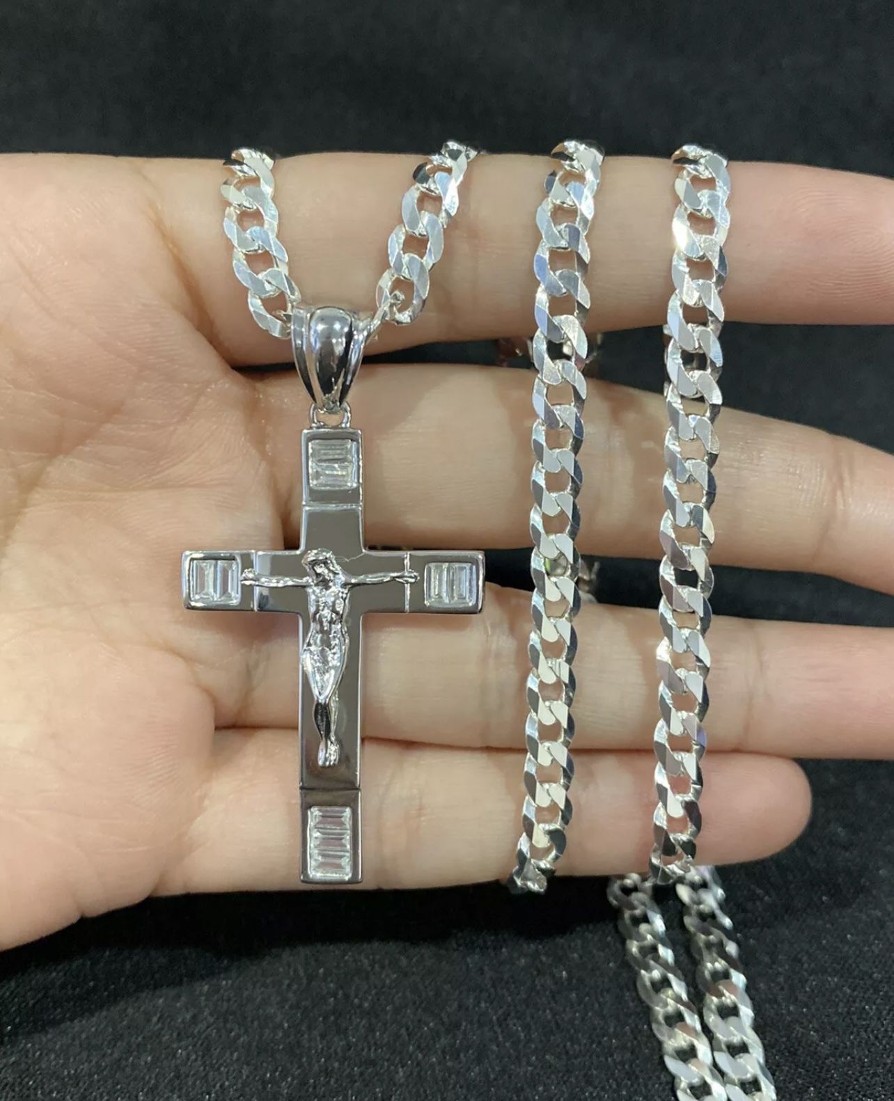 925 Sterling Silver Men's Womens Cross Crucifix CZ Pendant & Curb Chain