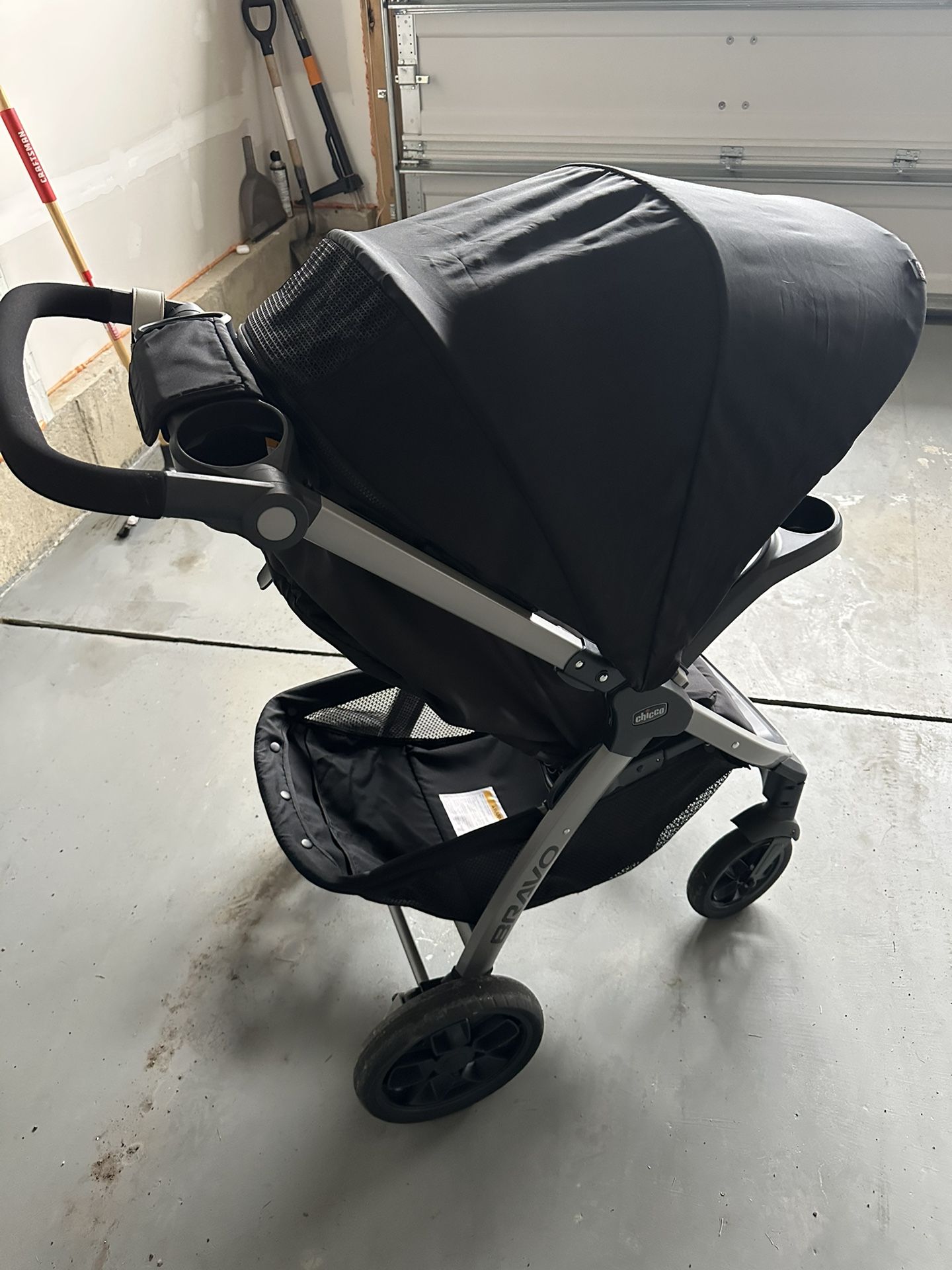 Gently Used! Bravo Stroller