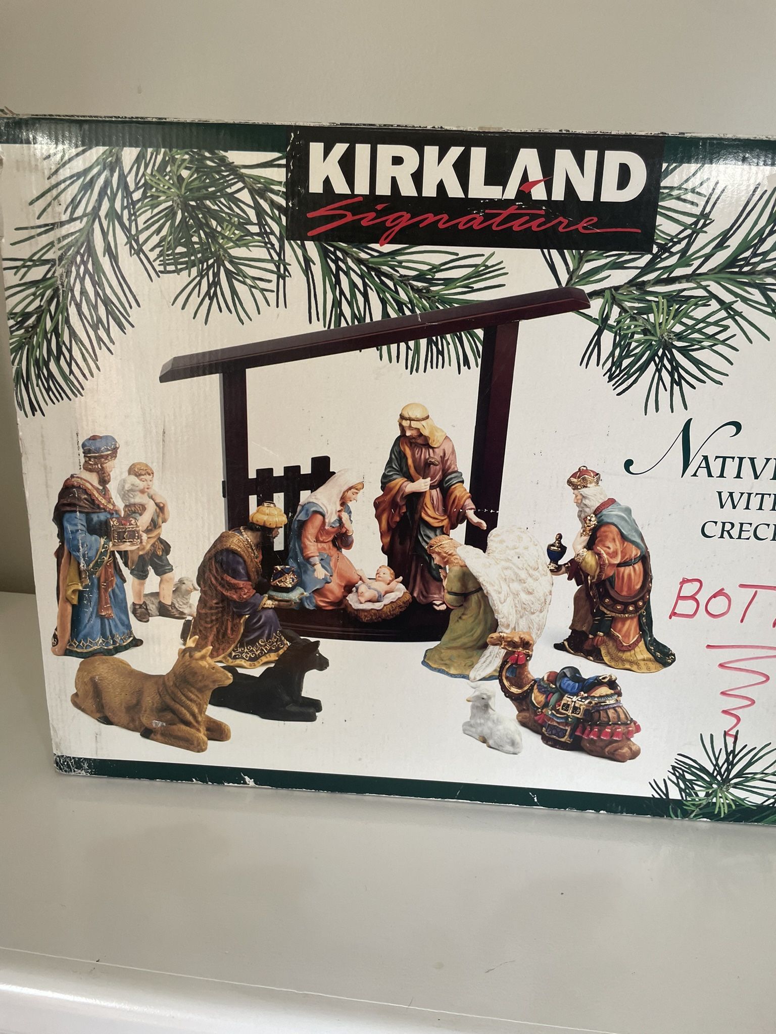 Kirkland Nativity Colección 13 Piece $45
