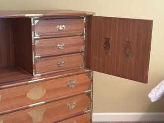 Korean Tonsu Chest