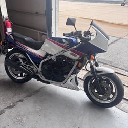 1985 Honda Interceptor VF700F