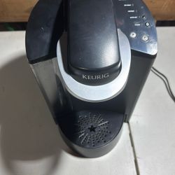 Keurig K-Classic single-serve coffee maker. This specific model B40/K40