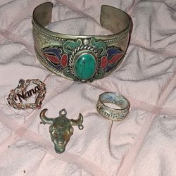 Bracelet/pendant/ring