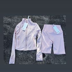 Strawberry milkshake lululemon