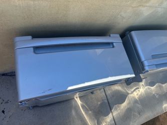 Washer or Dryer Pedestal Drawer