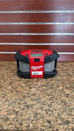 Electronics home audio Milwaukee 2590-20