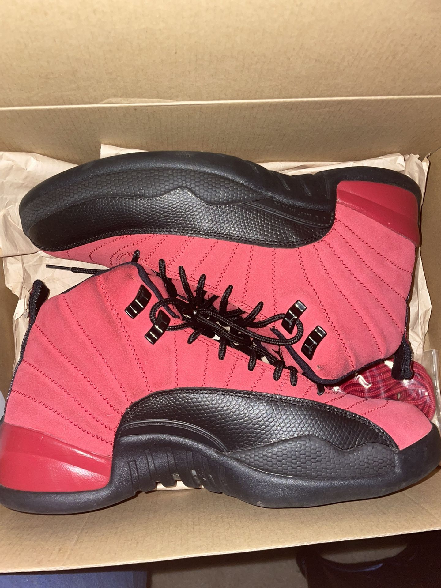 Jordan 12 Reverse Flu Game