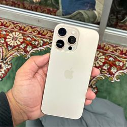 Apple iPhone  16 Pro Max