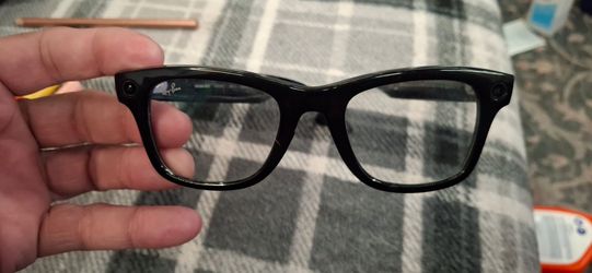 Meta RayBan 2nd gen no charger