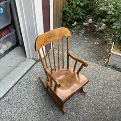 Children’s Rocking chair 