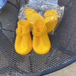 Doggy Rainboots 
