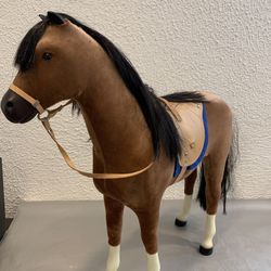Pleasant company American Girl doll felicity vintage rare retired horse 19” tall  14” from floor to the saddle, the length is about 20” , it is wood w