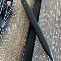 Microsoft surface Pro pen with charger