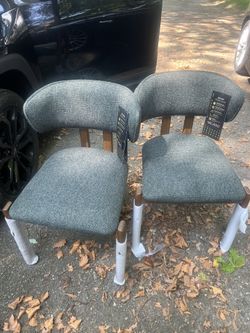 Set Of 2 Brand New Modern Dining chairs