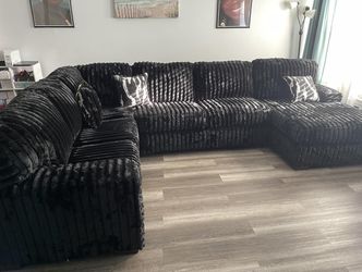 Oversized Sectionals @ Discounted Prices!! Install & Delivery Ready!! 9O Days Same As Cash!!