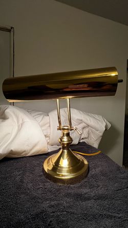 Vintage brass bankers/piano lamp.