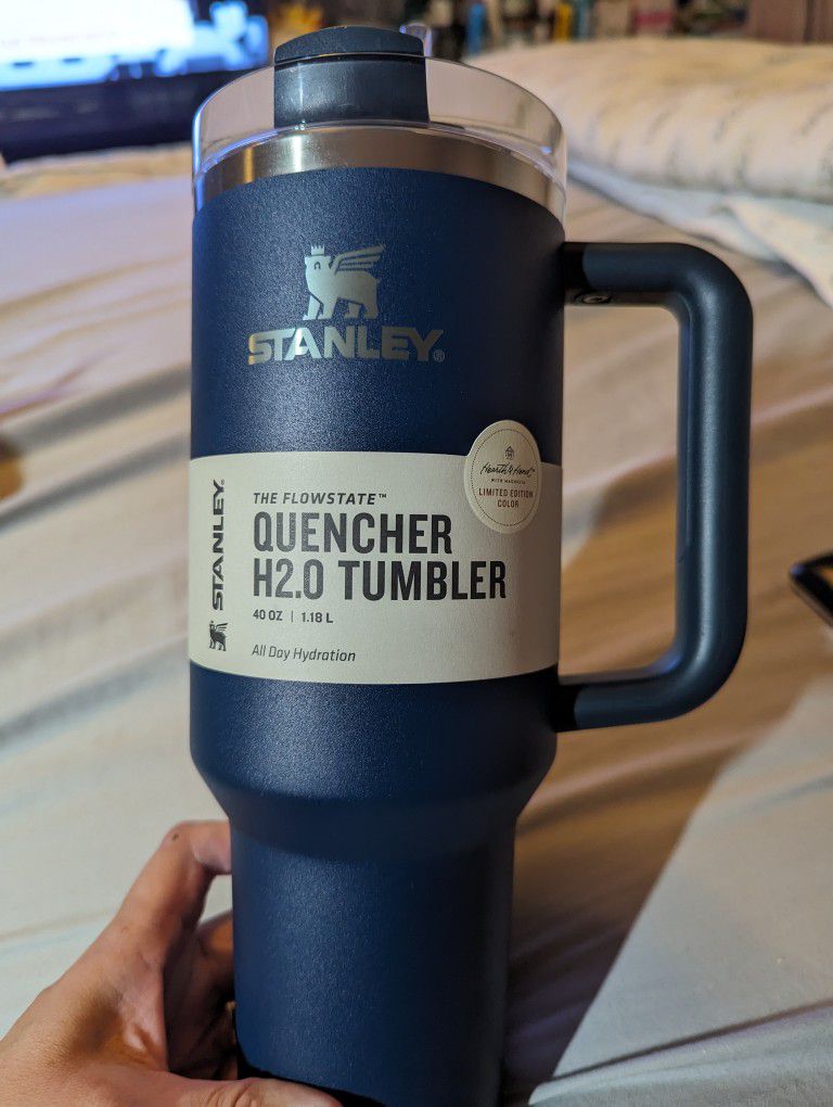 STANLEY x Magnolia 40oz Stainless Steel H2.0 Flowstate Quencher Tumbler -  Navy Voyage