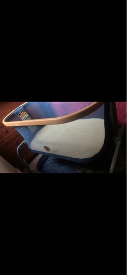 Maxi Cosi Bassinet Blue