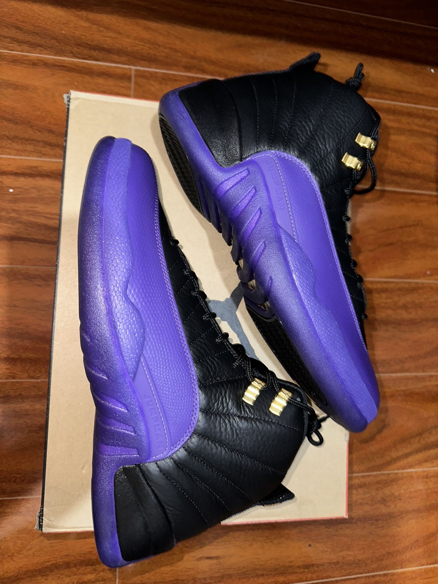 Air Jordan 12