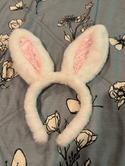 White Plush Bunny Ears Headband