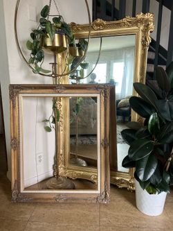 MOVING TODAY - NEED GONE! Vintage hand crafted gold leaf wood frame, for art or a mirror