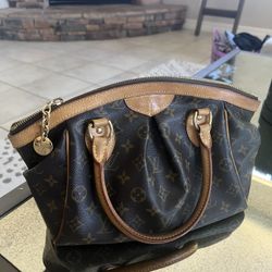 Authentic Louis Vuitton Tívoli Full Size Purse 