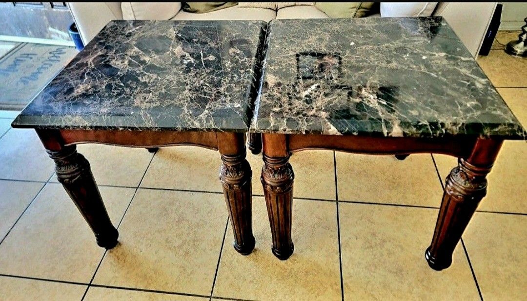 Granite End Table & Table Lamp