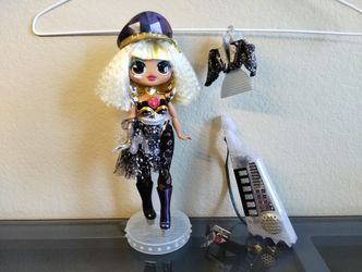Ultimate Remix OMG Doll Fame Queen