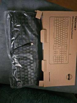 New in box wired gaming keyboard