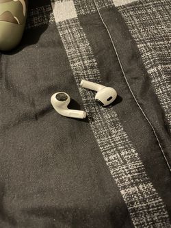 AirPods Pro (no case)