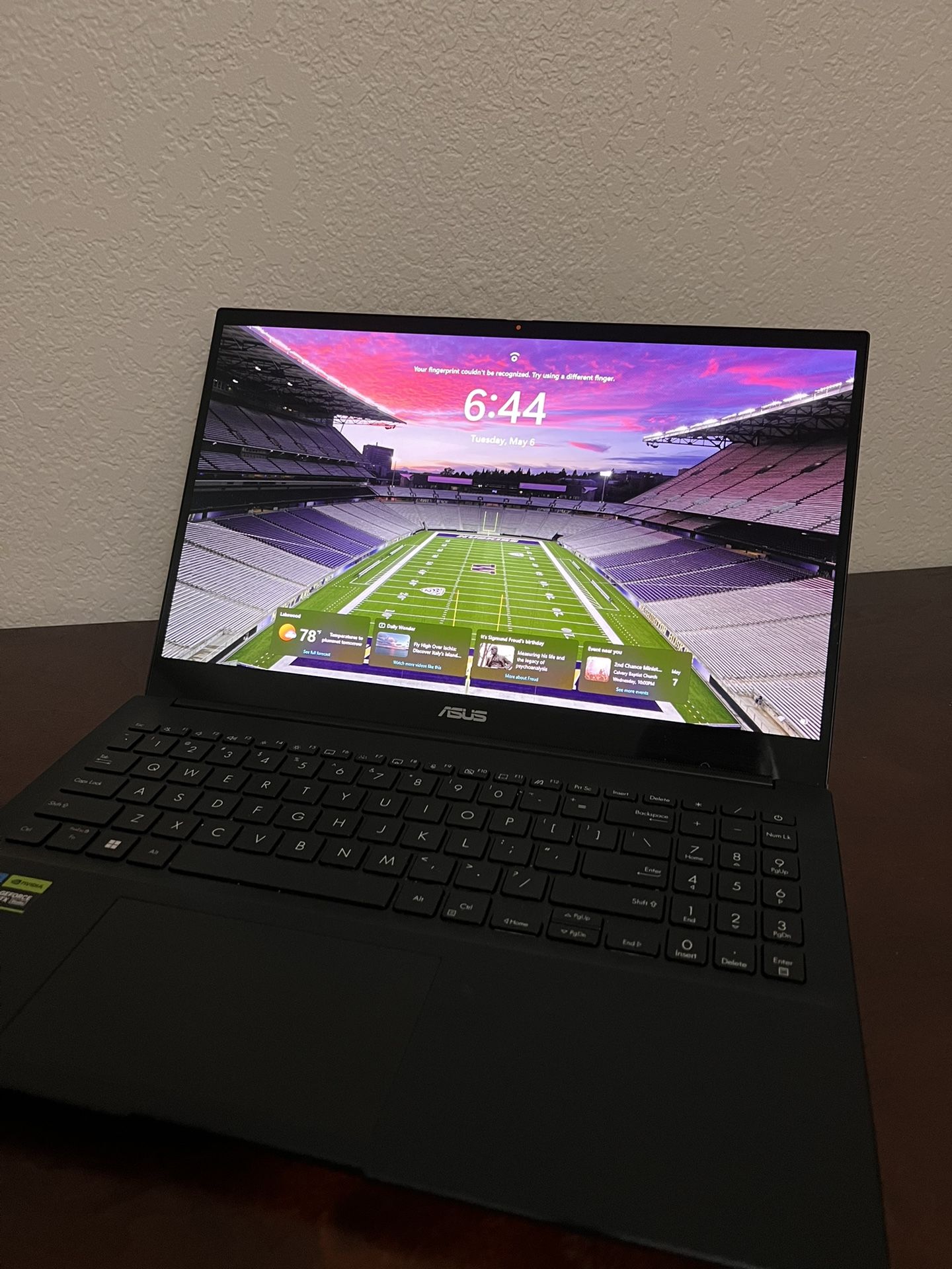 ASUS OLED Laptop! NVIDIA 3050! Give Offer!