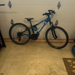 GIANT XTC Youth Bike 