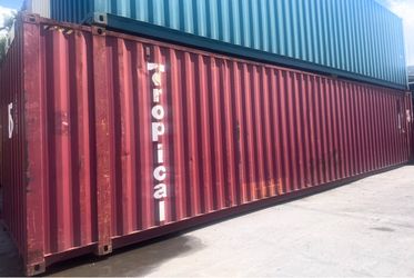 Shipping containers en todas las Medidas con o sin rollup doors. Mejoro cualquier precio q tengas por escrito.