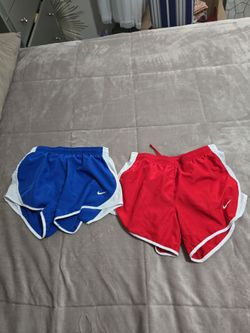Kids medium nike shorts