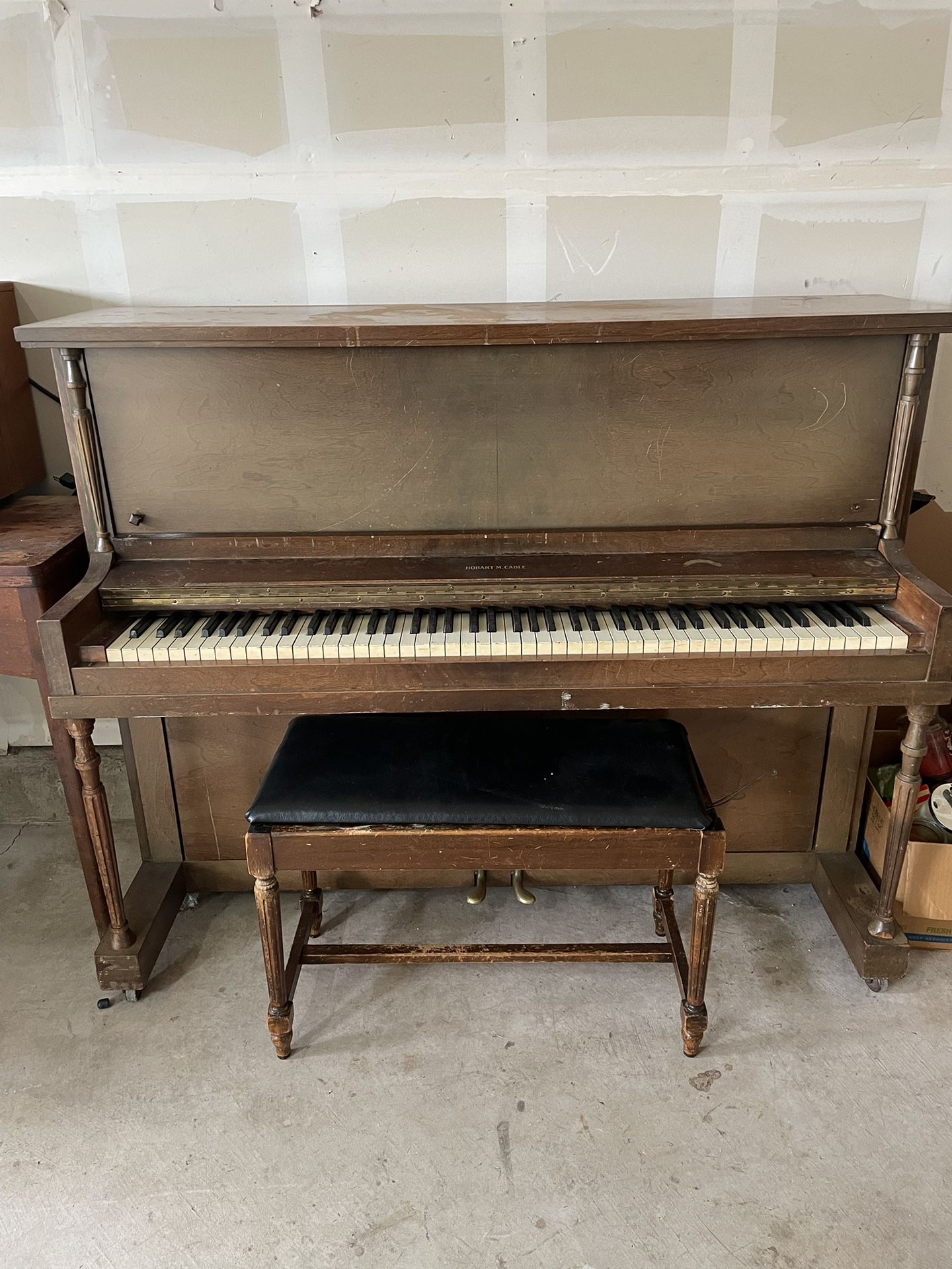 Used Piano 