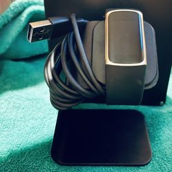Charge 5 FitBit W/ Charger