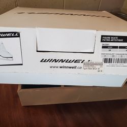 Ice Skates (Size 9)